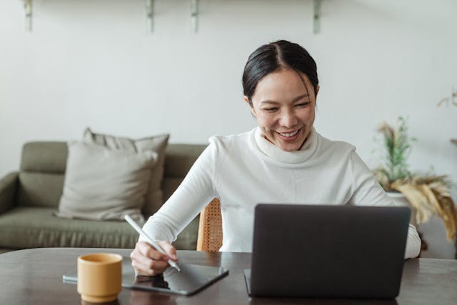 How To Get A Remote Job in 2025